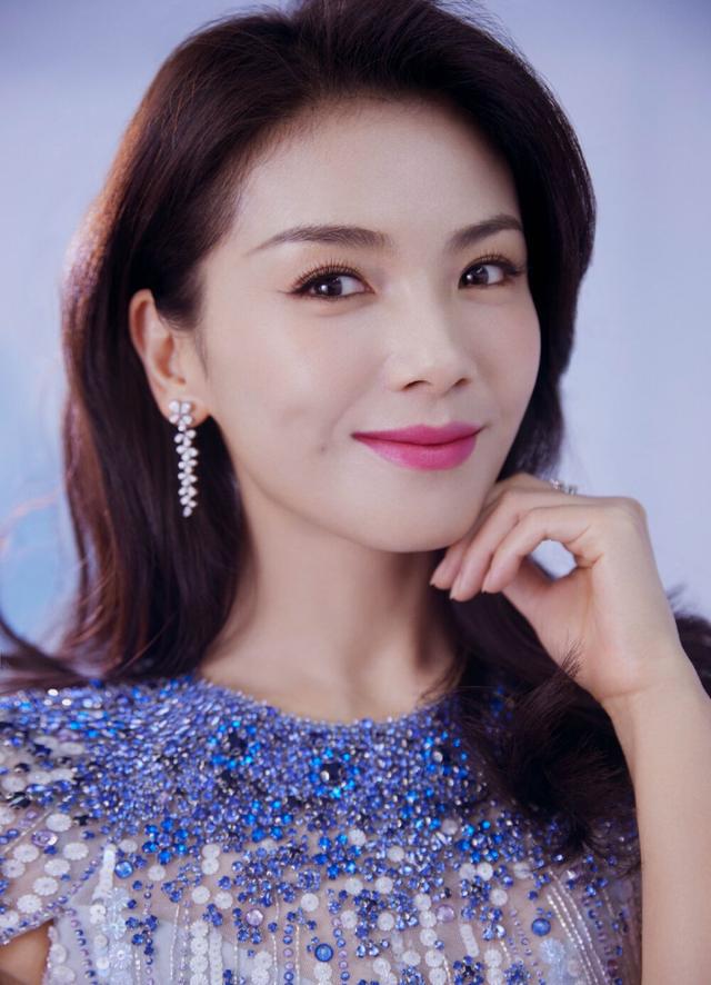 关于身高172cm女明星的专题报道