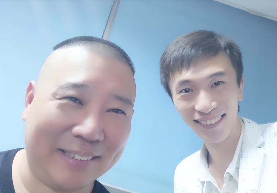 魅力四溢的相声演员辛杰，舞台上的璀璨之星🌟