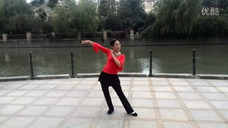 静静广场舞新舞步闪耀登场!