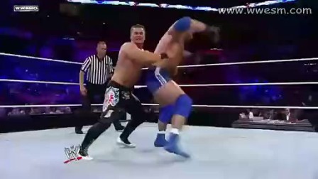 爱奇艺WWE最新比赛,热血激战的时代见证,震撼人心!