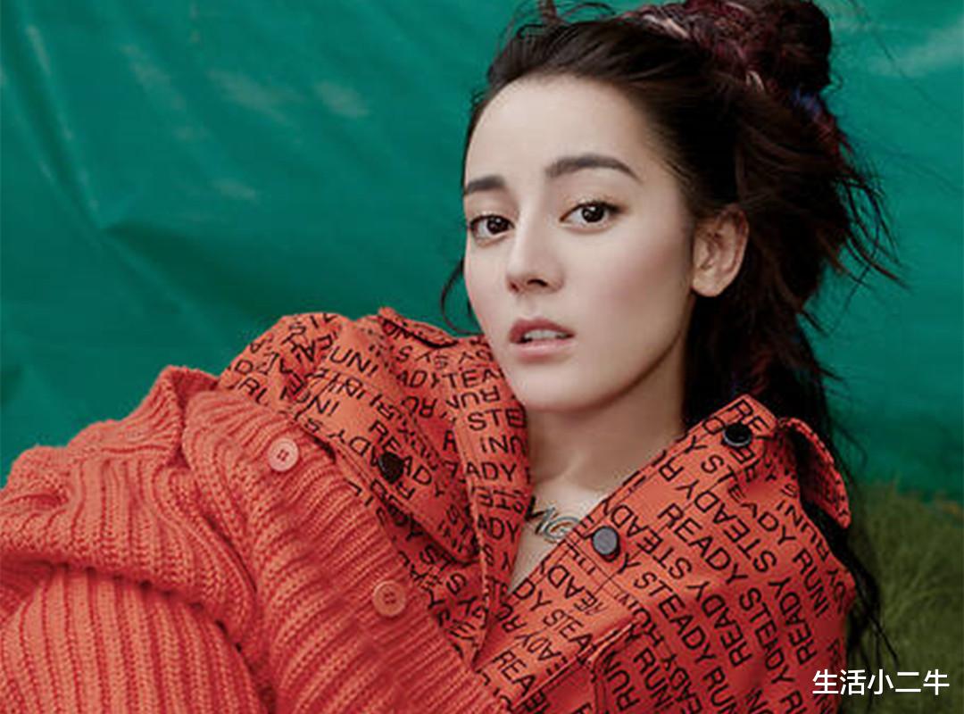 带丽字的明星日常与友情纽带,丽影下的真挚友情之旅